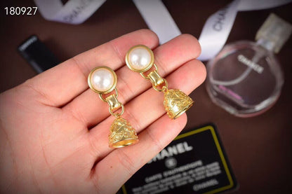 [AuraJewelry]Golden Chanel stud earrings