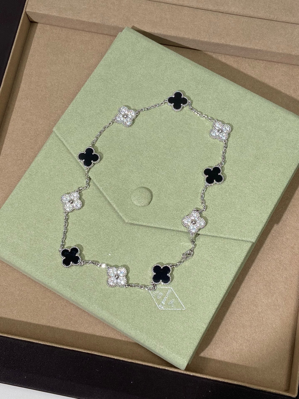 [AuraJewelry] Four-Leaf Clover Ten Elements Panda Diamond Silver Necklace
