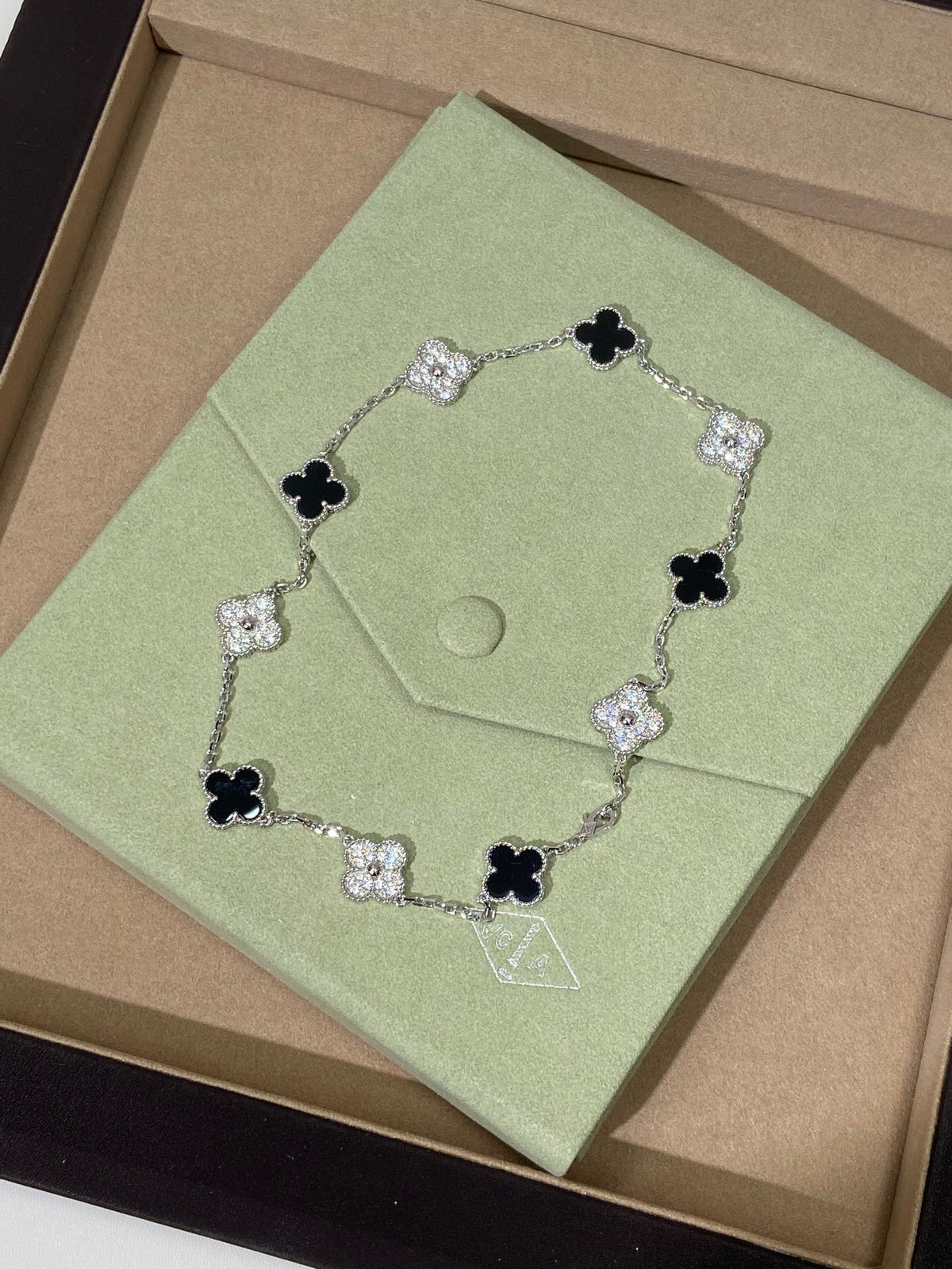 [AuraJewelry] Four-Leaf Clover Ten Elements Panda Diamond Silver Necklace