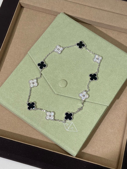 [AuraJewelry] Four-Leaf Clover Ten Elements Panda Diamond Silver Necklace