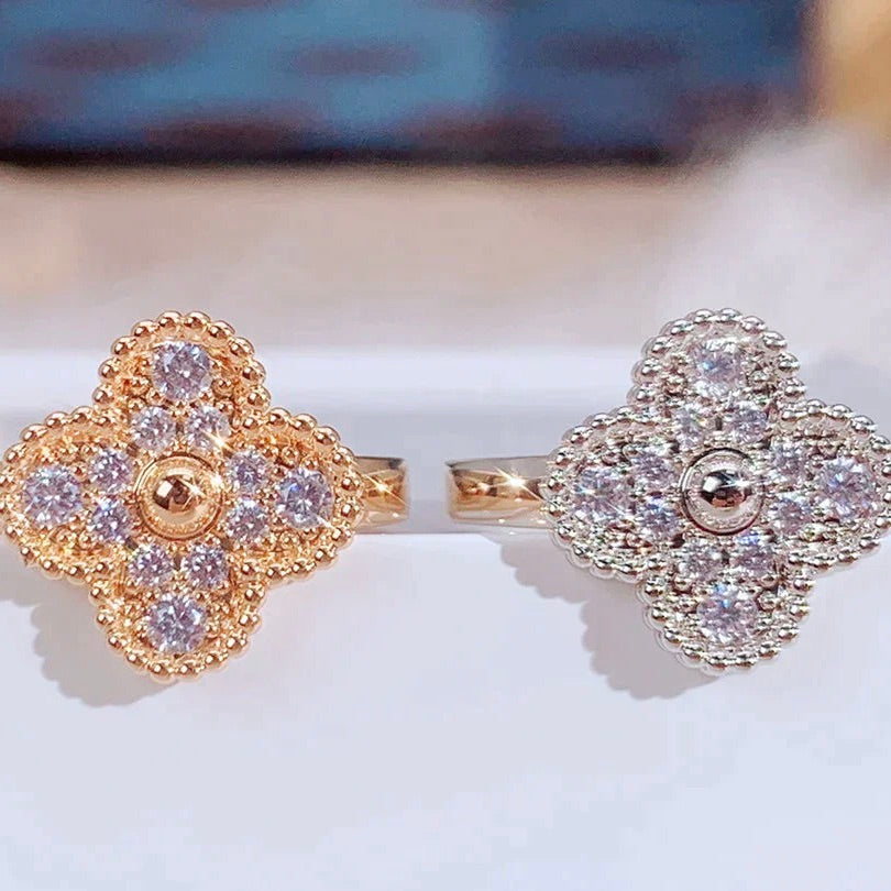 ¡®AuraJewelry¡¯CLOVER DIAMOND RING