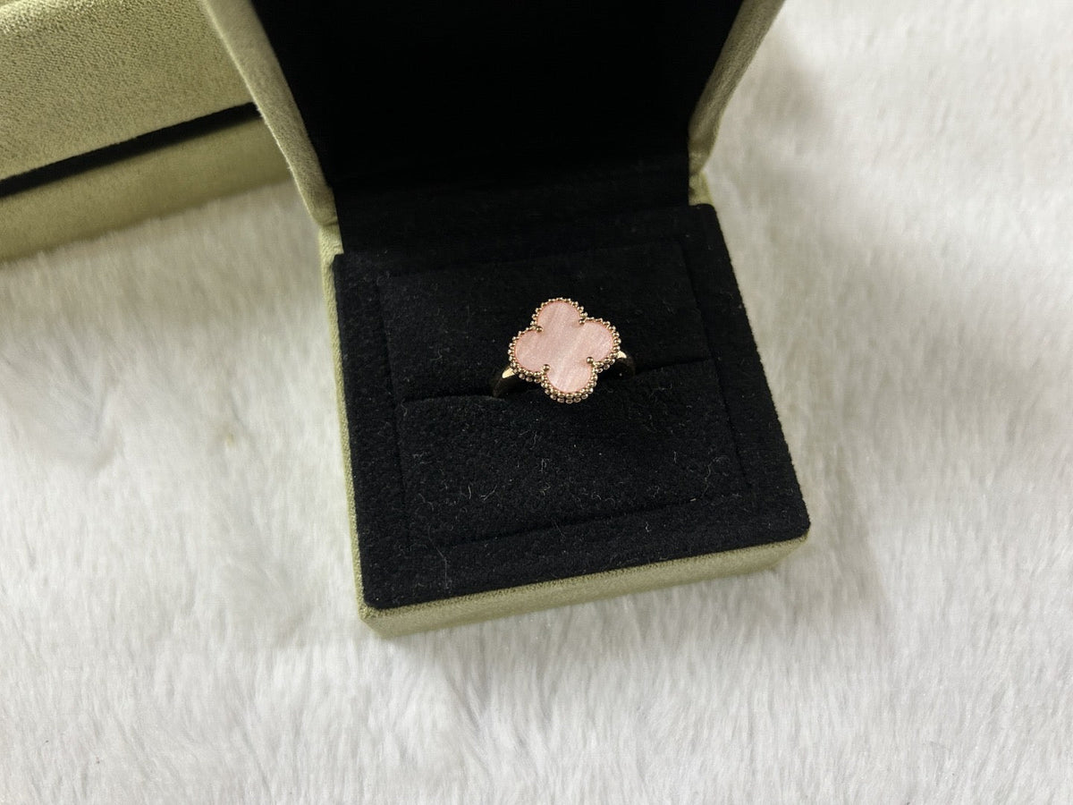 [AuraJewelry]Pink Clover Ring