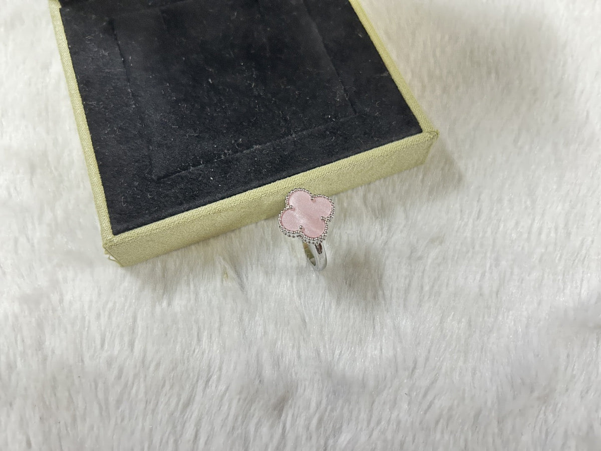 [AuraJewelry]Pink Clover Ring