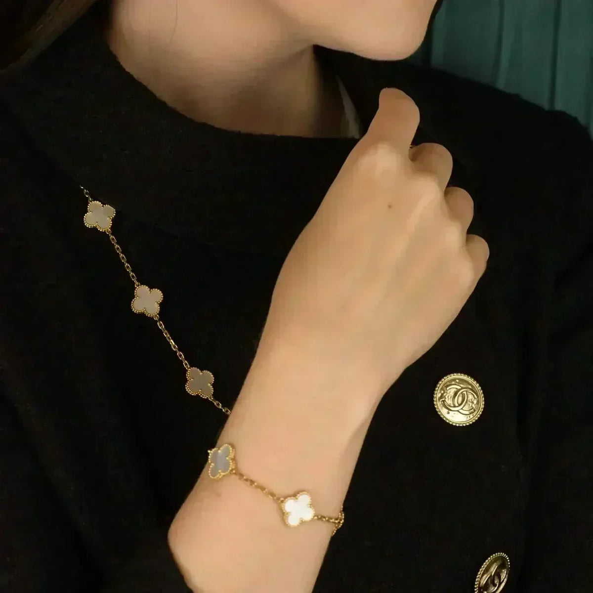 [AuraJewelry]New CLOVER WHITE PEARL MOP 5 MOTIF BRACELET COLLECTION