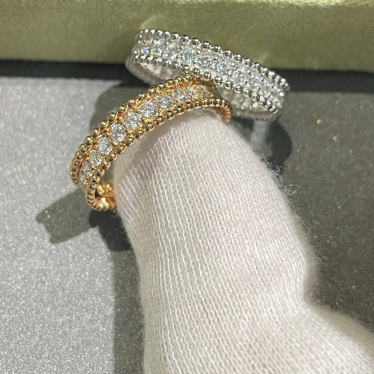 ¡®AuraJewelry¡¯PERLEE DIAMOND ROSE GOLD RING