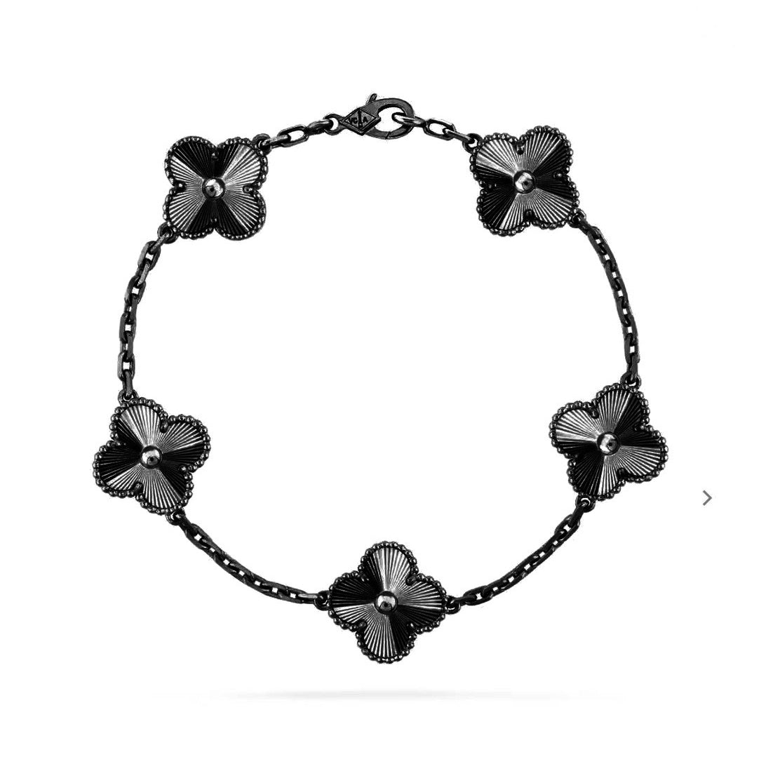 [AuraJewelry]New CLOVER 5 MOTIF BLACK BRACELET