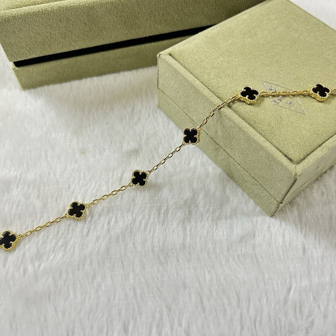 [¡®AuraJewelry¡¯]CLOVER 6 MOTIF  ONYXS BRACELET