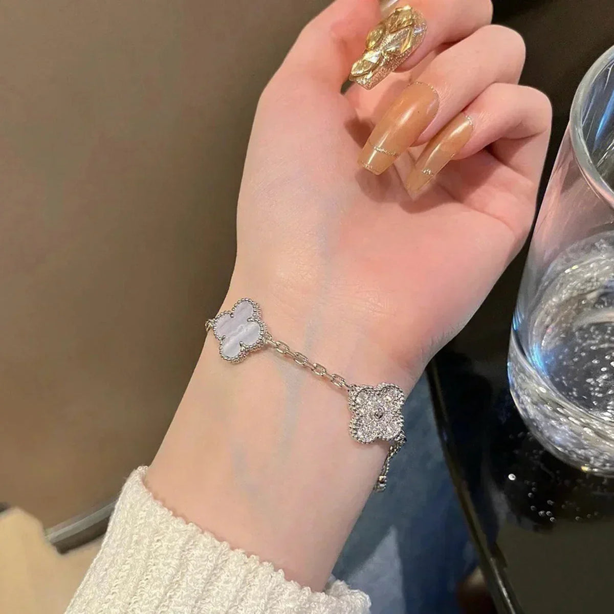 [AuraJewelry]New  CLOVER 5 MOTIF PURPLE CHALCEDONY BRACELET COLLECTION