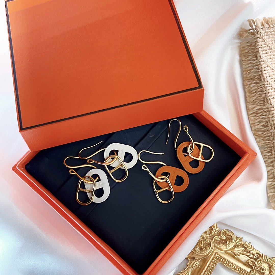 ¡®AuraJewelry¡¯HM O'MAILLON GOLD EARRINGS