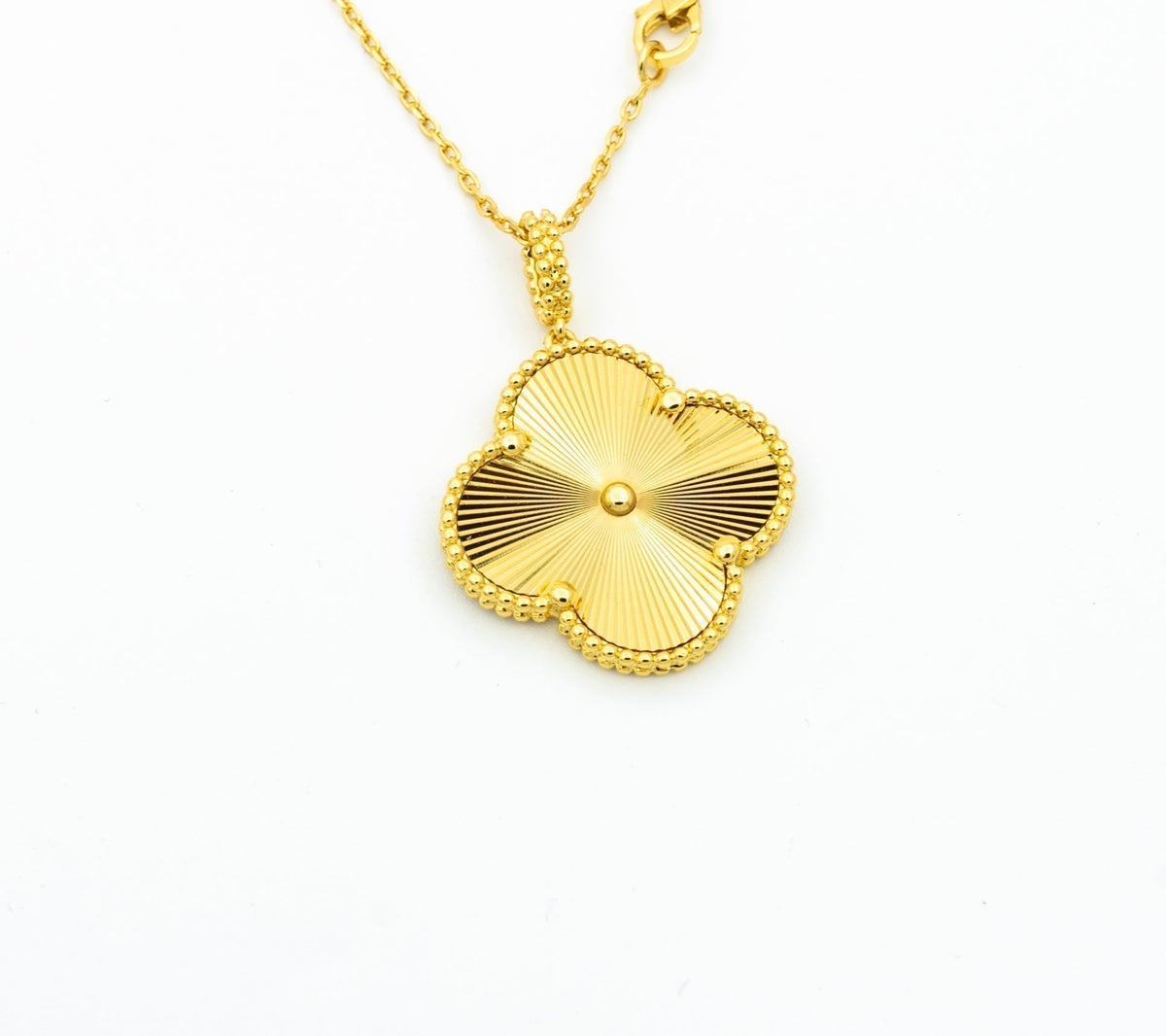 ¡®AuraJewelry¡¯CLOVER 25MM PEDANT NECKLACE GOLD