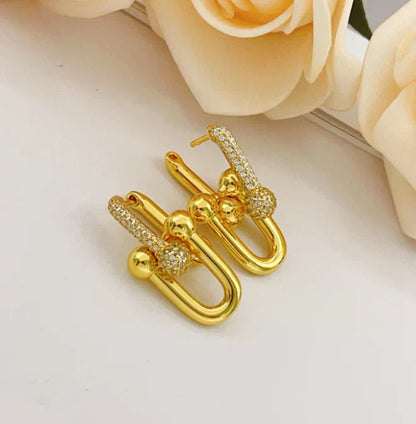 [AuraJewelry]TF HORSESHOE BUCKLE DIAMOND EARRINGS