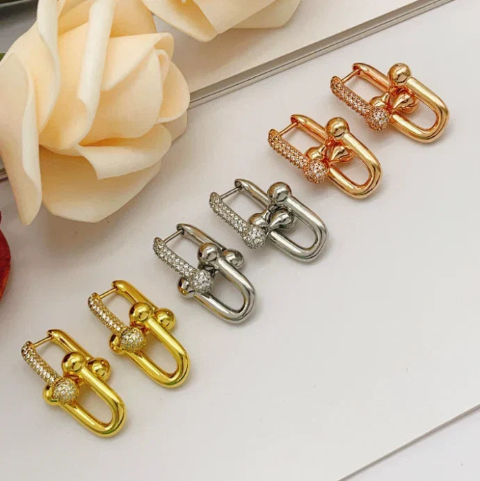 [AuraJewelry]TF HORSESHOE BUCKLE DIAMOND EARRINGS