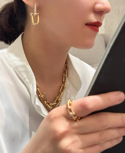 [AuraJewelry]TF HORSESHOE BUCKLE DIAMOND EARRINGS