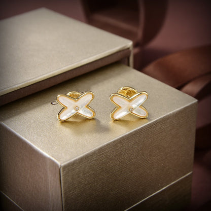 ¡®AuraJewelry¡¯JEUX DE WHITE MOP GOLD DIAMOND EARRINGS
