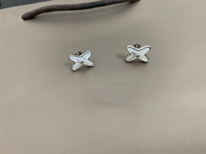 ¡®AuraJewelry¡¯JEUX DE WHITE MOP SILVER DIAMOND EARRINGS