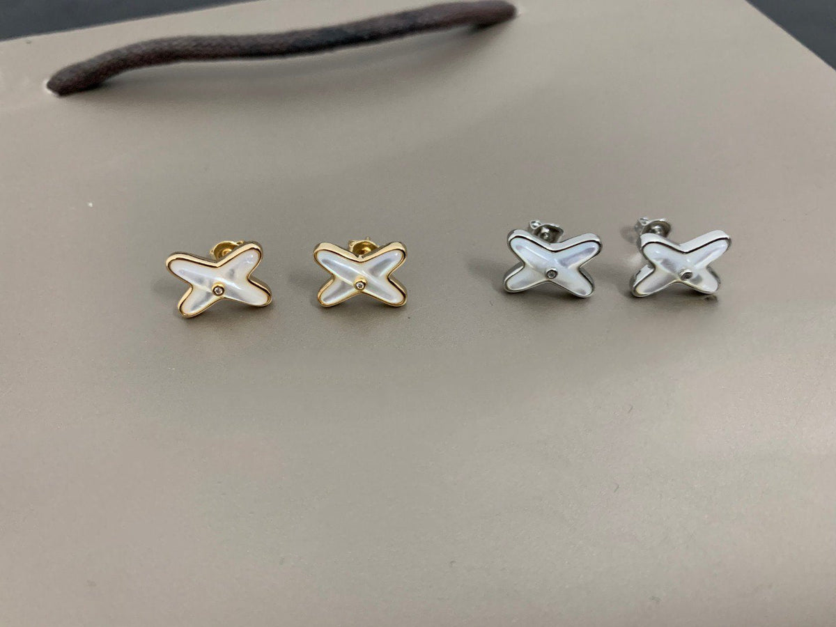 ¡®AuraJewelry¡¯JEUX DE WHITE MOP SILVER DIAMOND EARRINGS