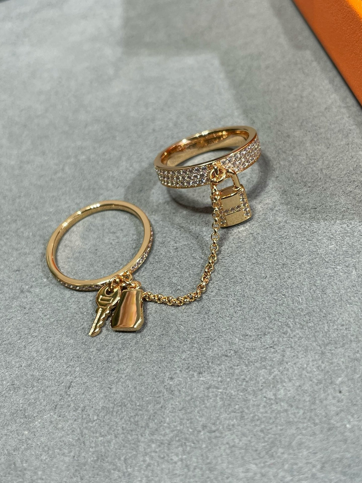¡®AuraJewelry¡¯HM KELLY CLOCHETTE DOUBLE RING IN  WITH DIAMONDS