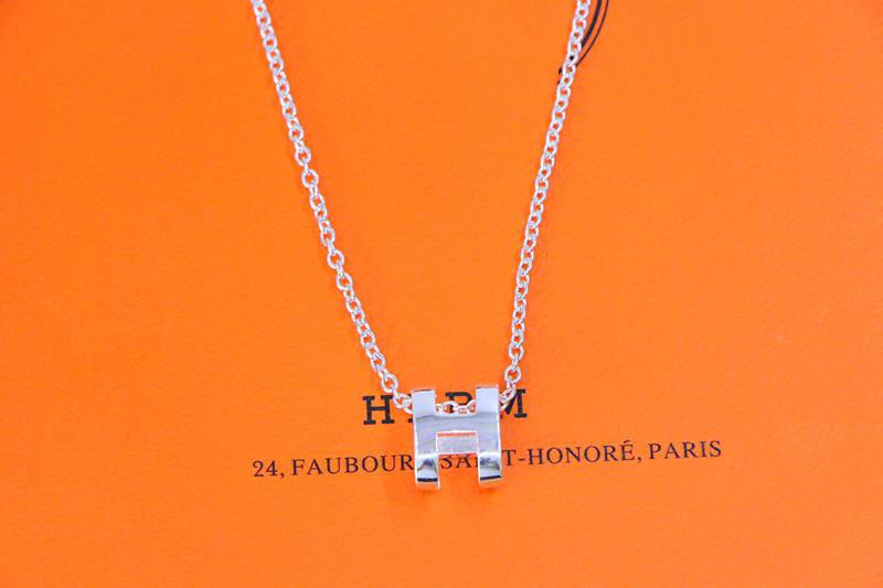 ¡®AuraJewelry¡¯HM NECKLACE H LETTER OVAL SERIES