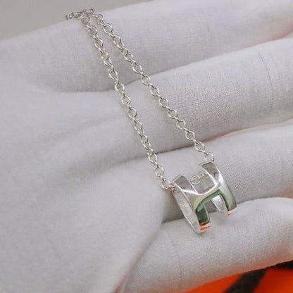 ¡®AuraJewelry¡¯HM NECKLACE H LETTER OVAL SERIES