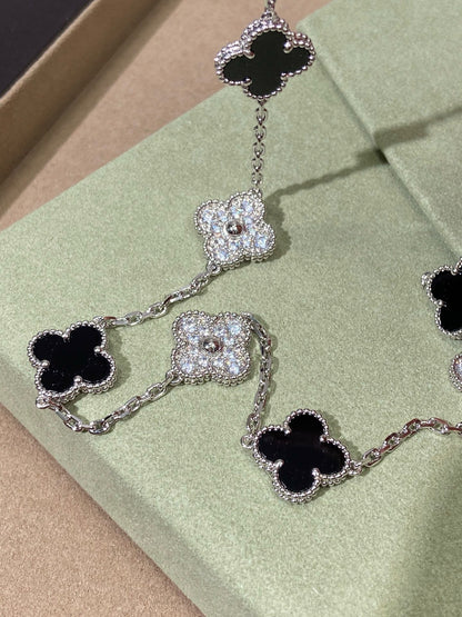 [AuraJewelry] Four-Leaf Clover Ten Elements Panda Diamond Silver Necklace