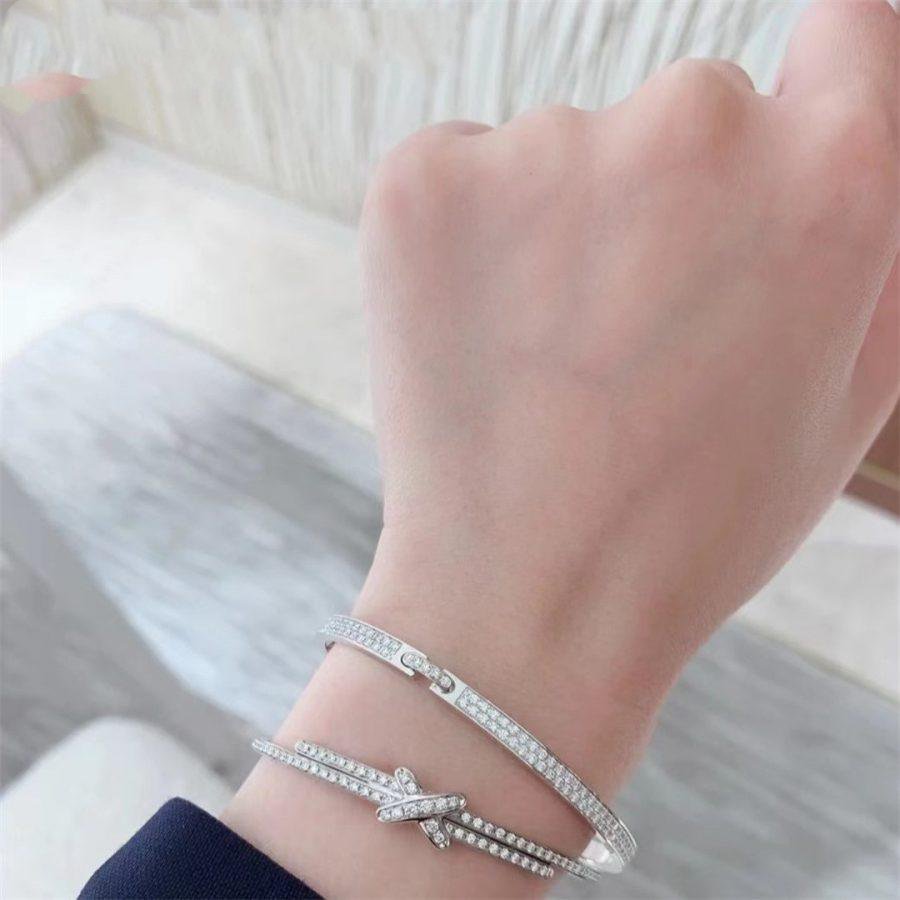 ¡®AuraJewelry¡¯JEUX DE BRACELET DIAMONDS SILVER