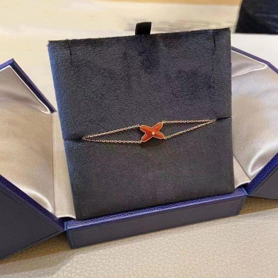 ¡®AuraJewelry¡¯JEUX BRACELET CARNELIAN PINK GOLD 1 DIAMOND