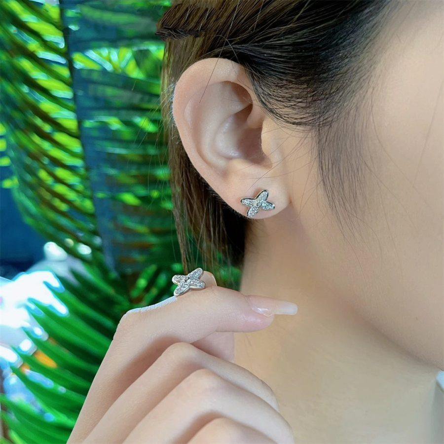 ¡®AuraJewelry¡¯JEUX DE SILVER DIAMOND EARRINGS
