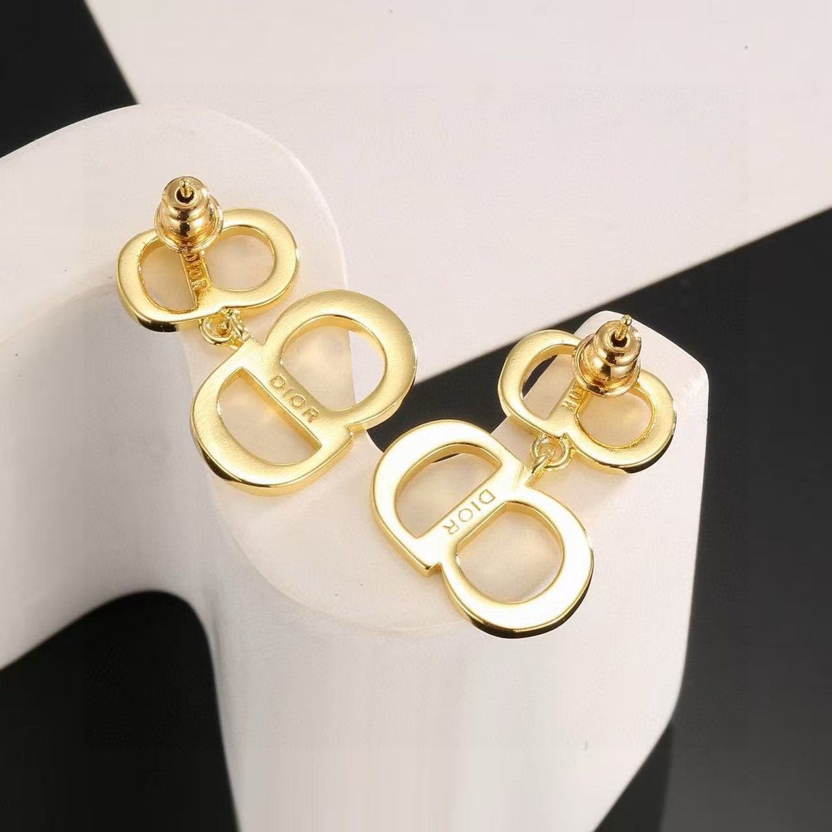 [AuraJewelry]Gold CD Letter Stud Earrings