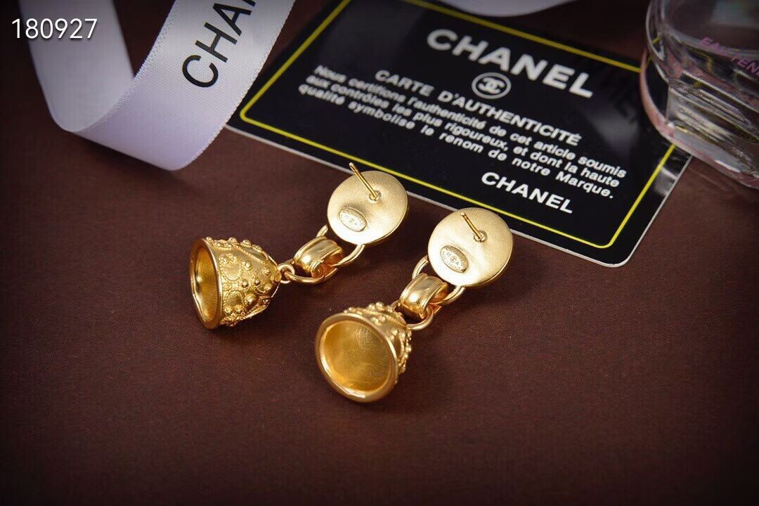 [AuraJewelry]Golden Chanel stud earrings