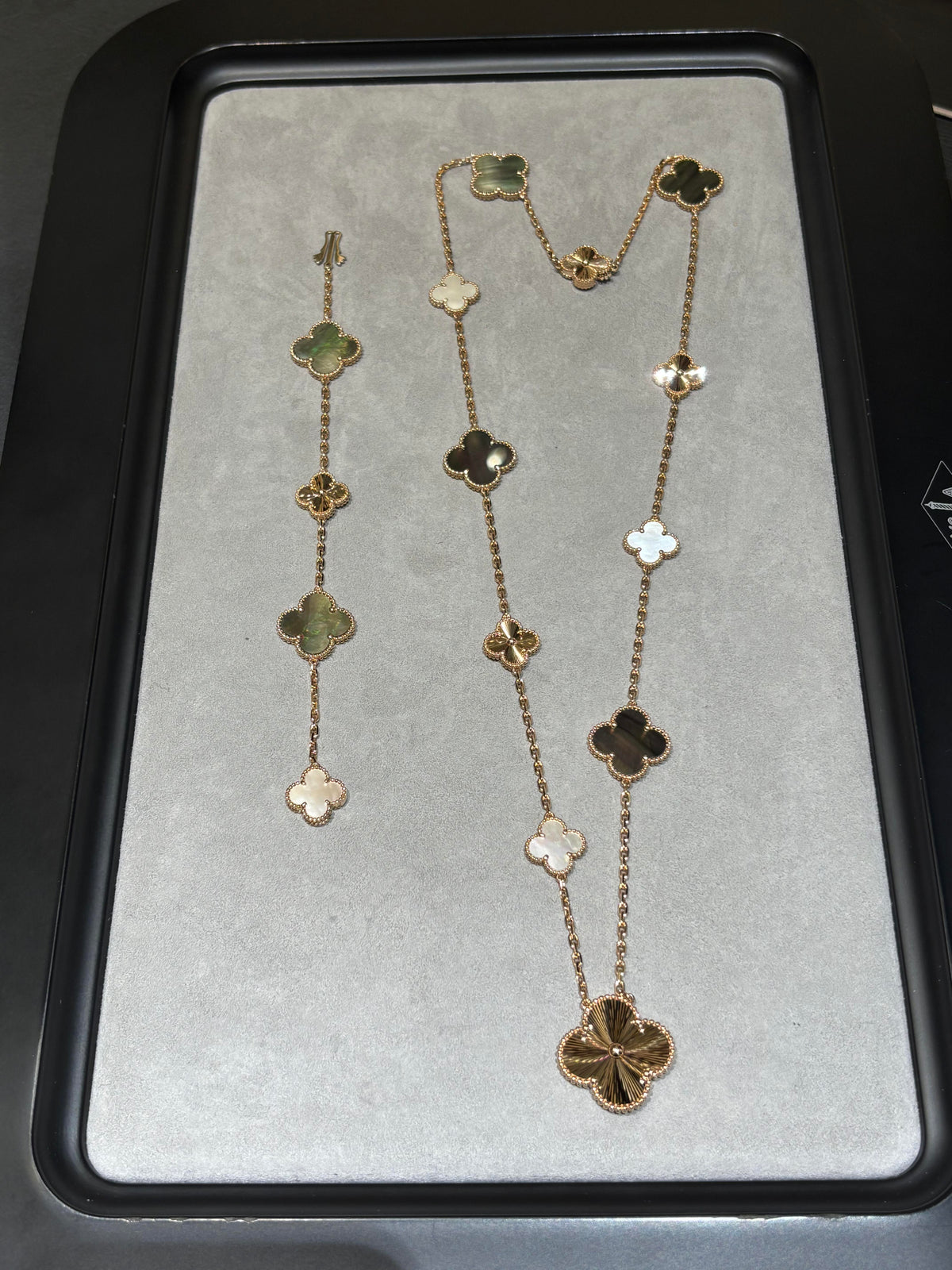 [¡®AuraJewelry¡¯] 25 NEW CLOVER 15 MOTIFS GRAY MOTHER-OF-PEARL