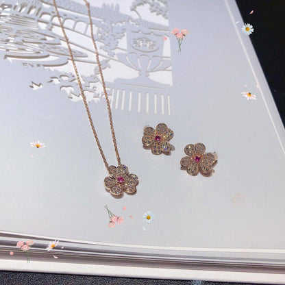 ¡®AuraJewelry¡¯FRIVOLE ROSE GOLD FLOWER DIAMOND NECKLACE