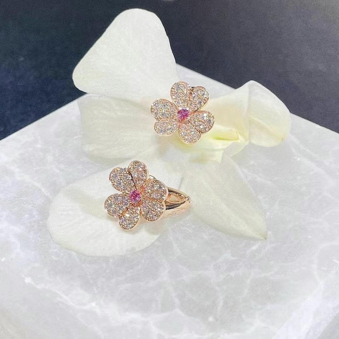 ¡®AuraJewelry¡¯FRIVOLE PINK GOLD FLOWER DIAMOND EARRINGS