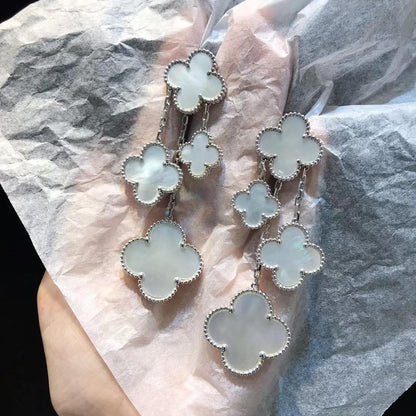 ¡®AuraJewelry¡¯CLOVER EARRINGS WHITE MOP 4 MOTIFS SILVER