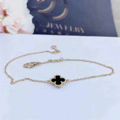 ¡®AuraJewelry¡¯CLOVER ONYX SINGLE FLOWER BRACELET