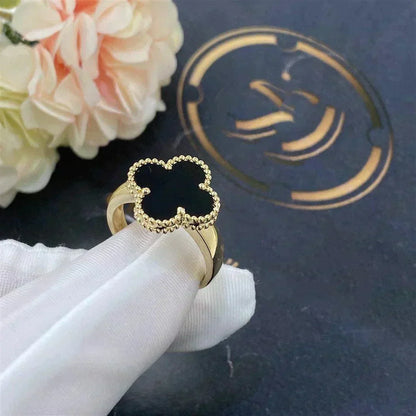¡®AuraJewelry¡¯CLOVER ONYX RING
