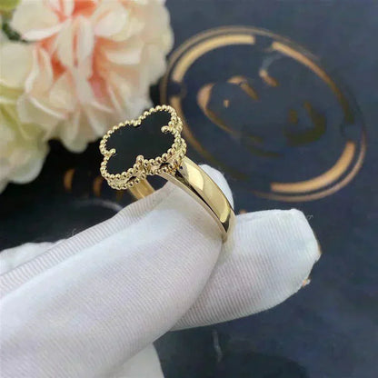 ¡®AuraJewelry¡¯CLOVER ONYX RING