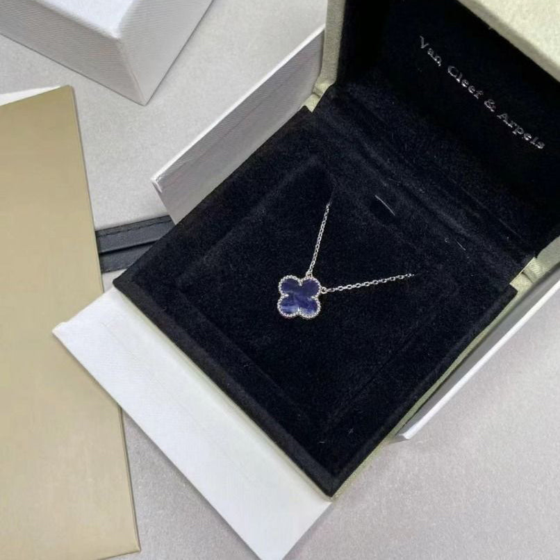 ¡®AuraJewelry¡¯CLOVER 15MM PIETERSITE NECKLACE SILVER