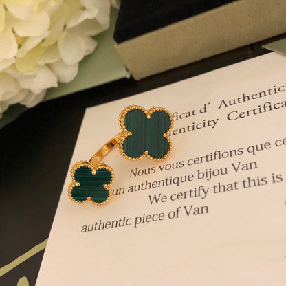 ¡®AuraJewelry¡¯CLOVER BETWEEN THE FINGER RING