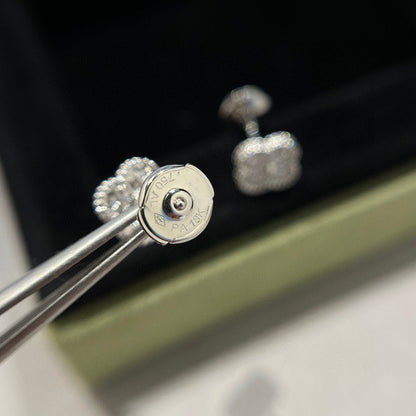 ¡®AuraJewelry¡¯CLOVER MINI DIAMOND STUD EARRINGS