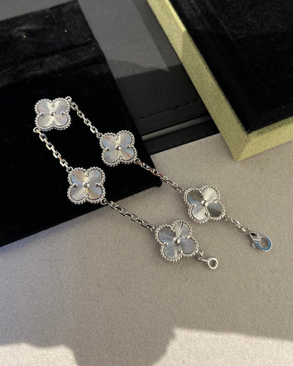 [AuraJewelry]New  CLOVER 5 MOTIF LASER BRACELET COLLECTION